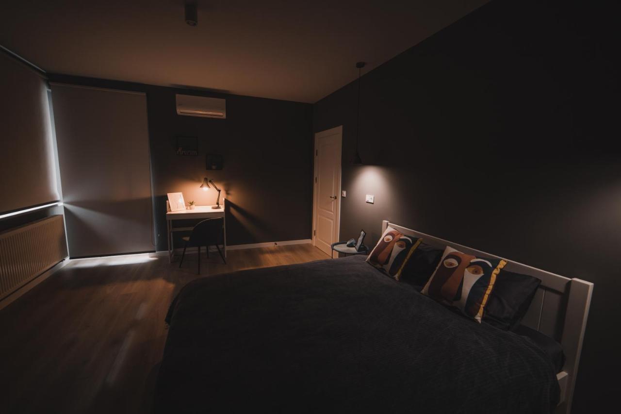 לבוב Apart-Hotel Kostjukowski Apartments Nizhynska 17 מראה חיצוני תמונה