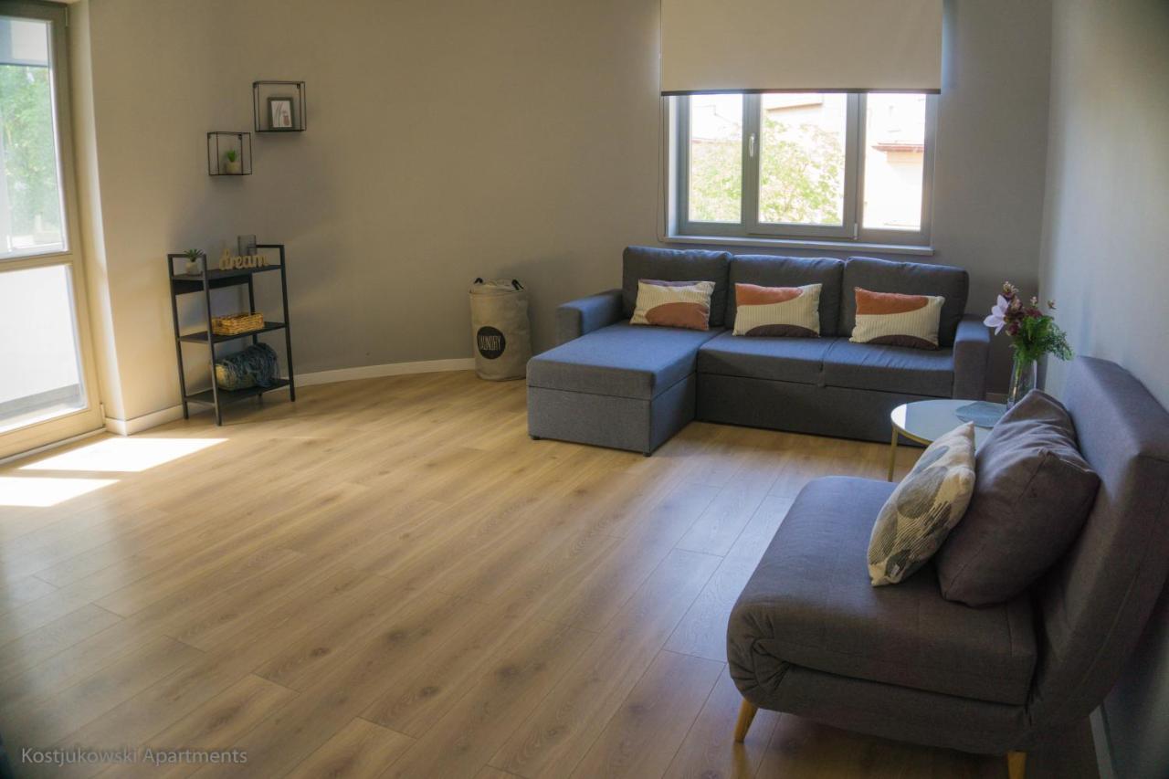 לבוב Apart-Hotel Kostjukowski Apartments Nizhynska 17 מראה חיצוני תמונה