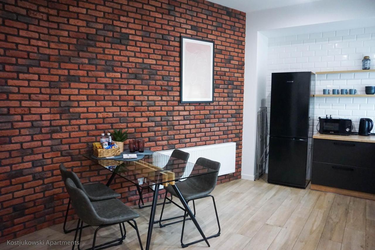 לבוב Apart-Hotel Kostjukowski Apartments Nizhynska 17 מראה חיצוני תמונה