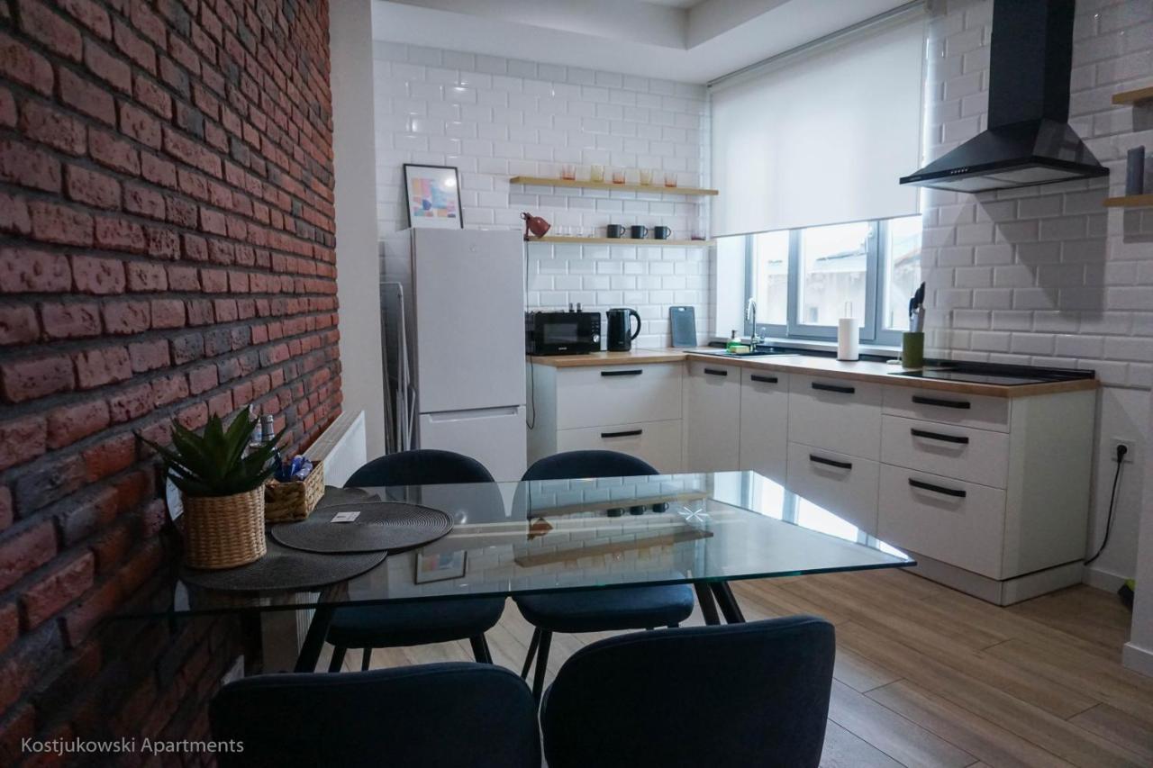 לבוב Apart-Hotel Kostjukowski Apartments Nizhynska 17 מראה חיצוני תמונה
